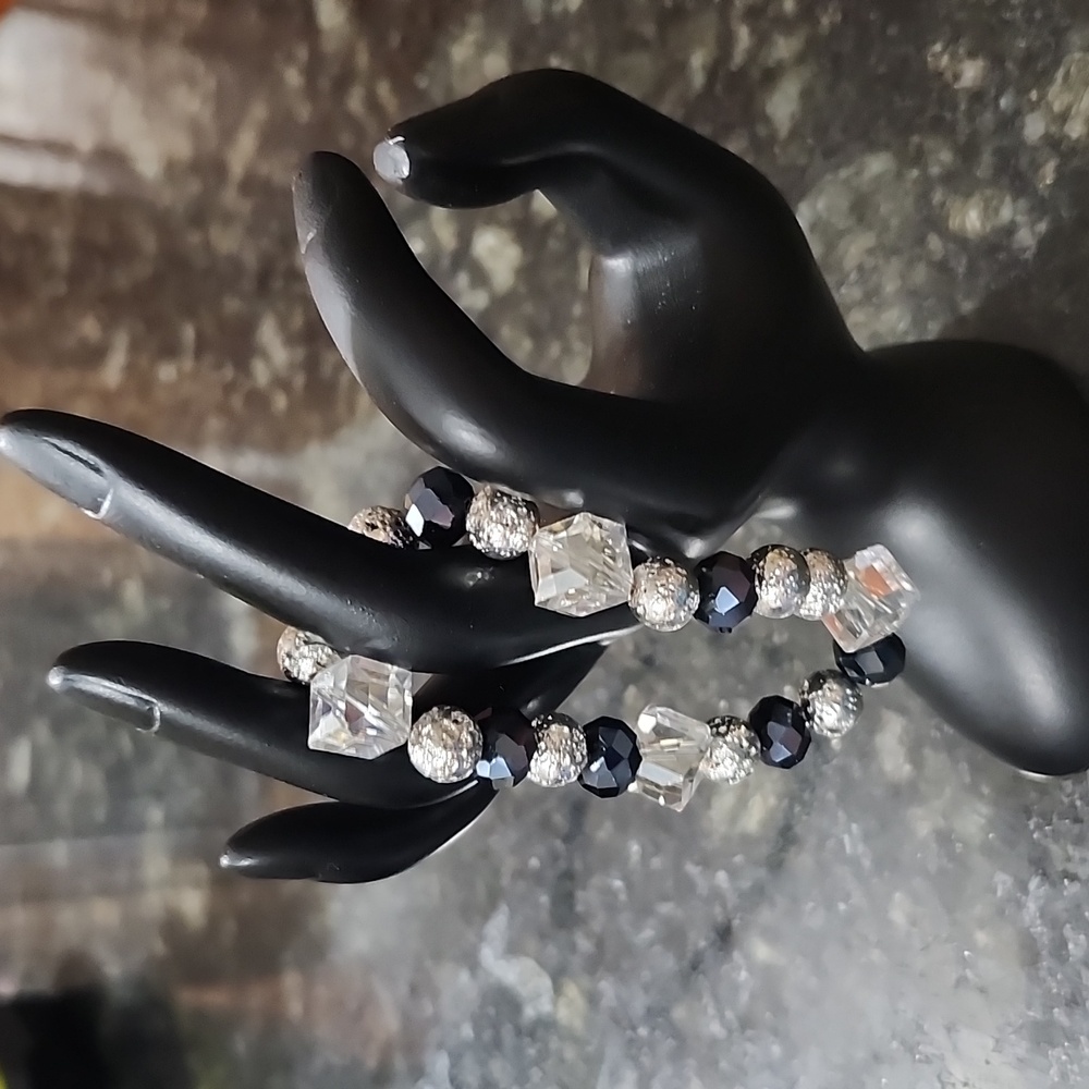 Handmade Blue, Crystal and Silver Beaded Bracelet - Picture 5 of 5